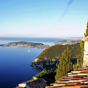 La Du Village D'eze Bed & Breakfast